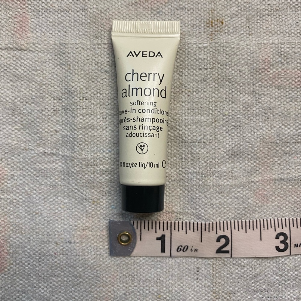 Aveda Cherry Almond Softening Leave In Conditioner